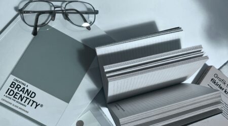 Comparative Guide to Personal Branding